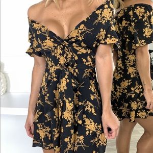 Floral short dress